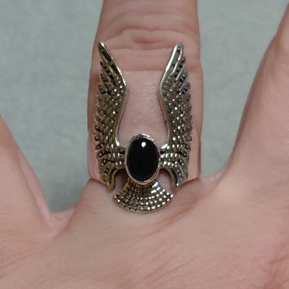 Silver Winged Black Onyx Stone Ring - Picture 6 of 8